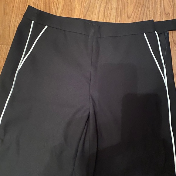 Womens slacks - Picture 4 of 4